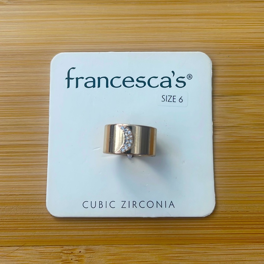 Francesca’s gold moon ring size 6